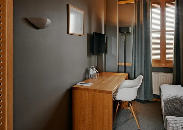 Yoho - The Young Hotel